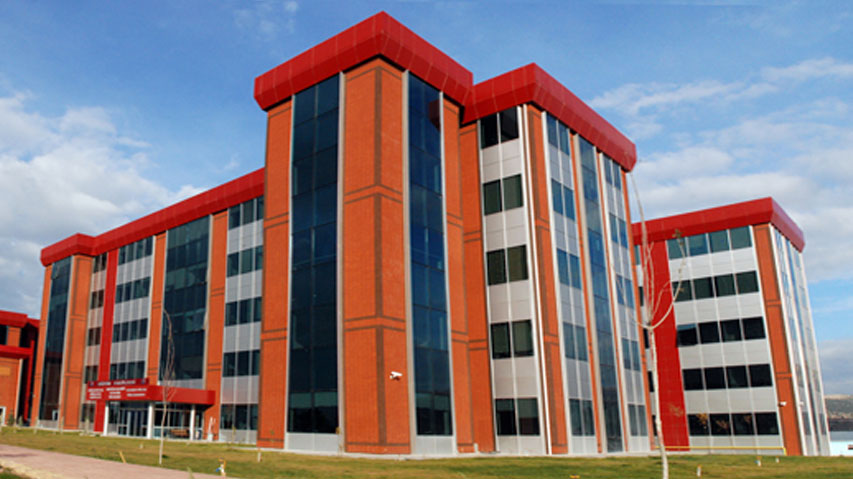 Burdur Mehmet Akif Ersoy Üniversitesi bina